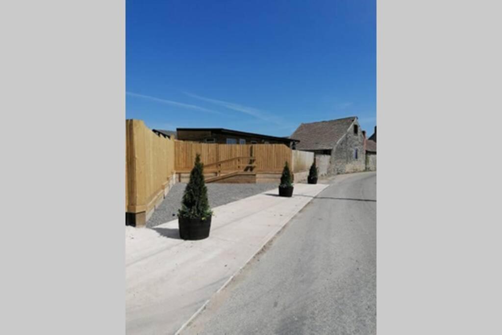 Featheredge Corner Lodge Wells Exterior photo