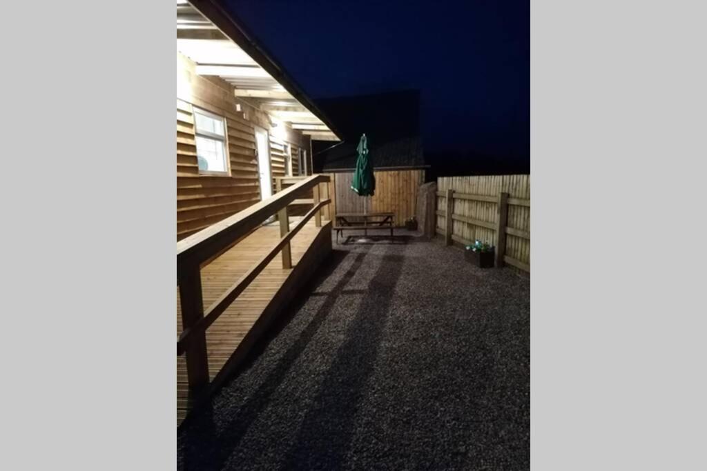 Featheredge Corner Lodge Wells Exterior photo
